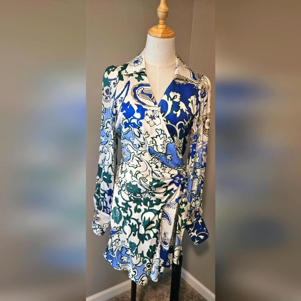 NEW Marella‎ Bina Mini Wrap Dress: Floral Blue/Green: Size: 2 Gorgeous Dress!